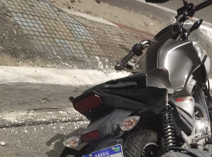 Entregador morre em acidente violento na av. Rodrigo Otávio