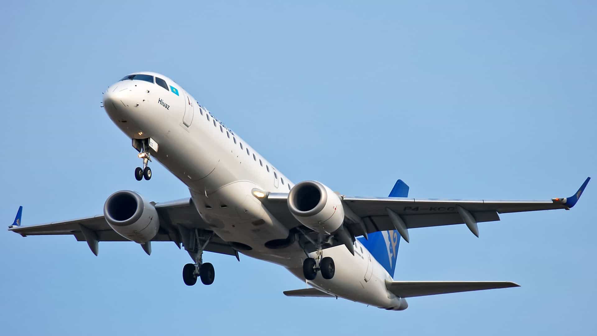 Restrições mais duras de viagens no Reino Unido entram em vigor