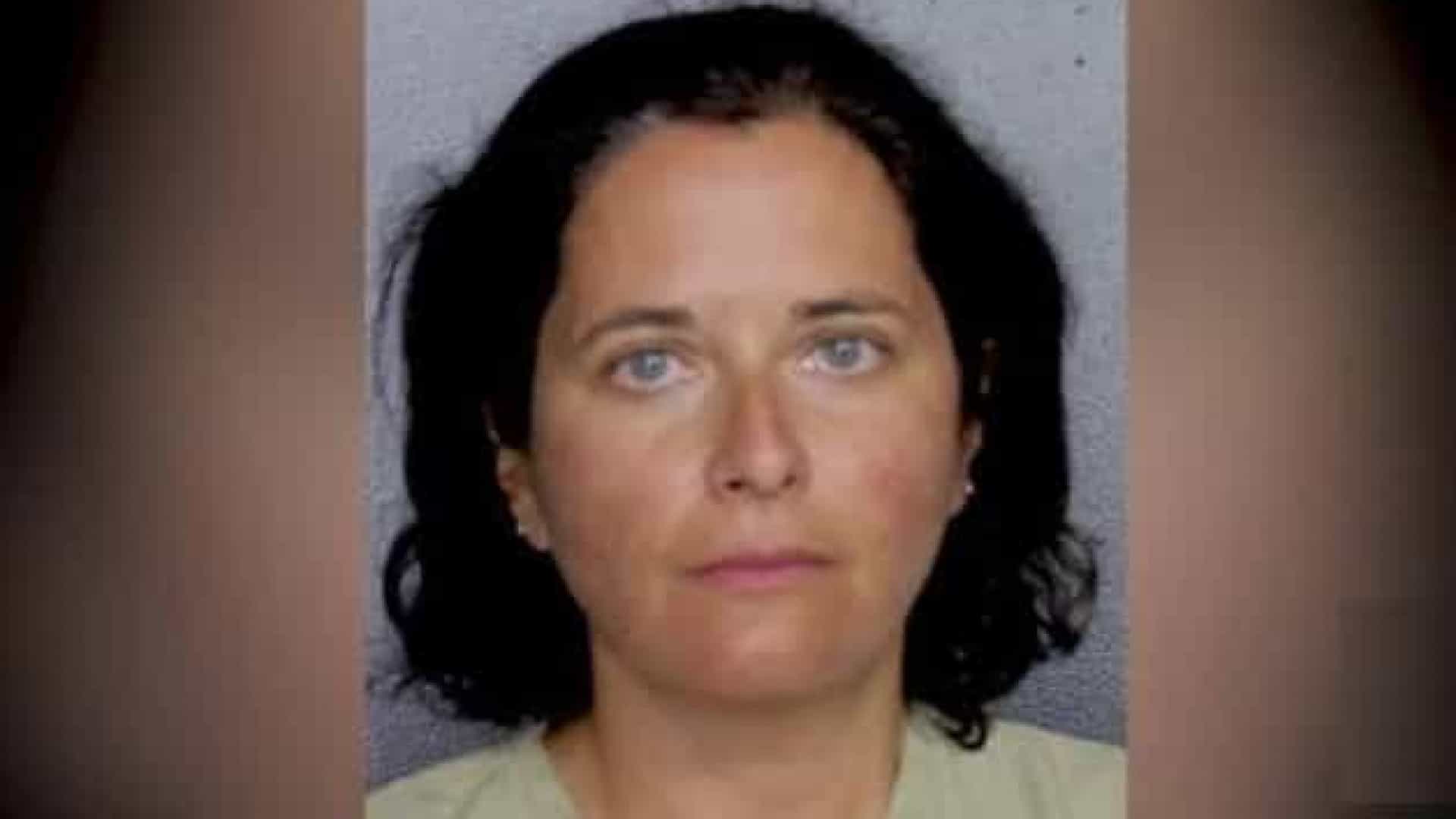 Mulher faz falsa queixa de bomba no avião por ter se atrasado 