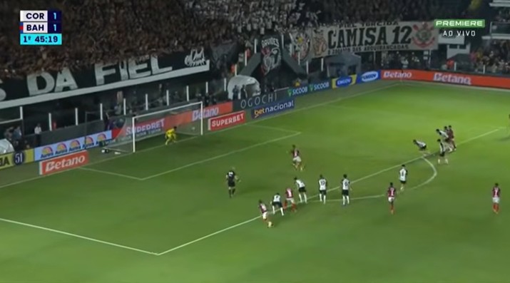 Bahia vira sobre o Corinthians na estreia do Brasileirão