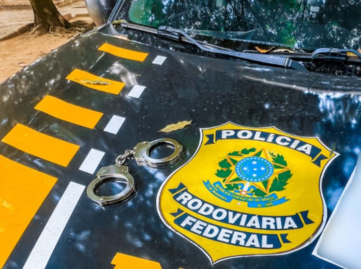 Foragido por homicídio é preso pela PRF na BR-319