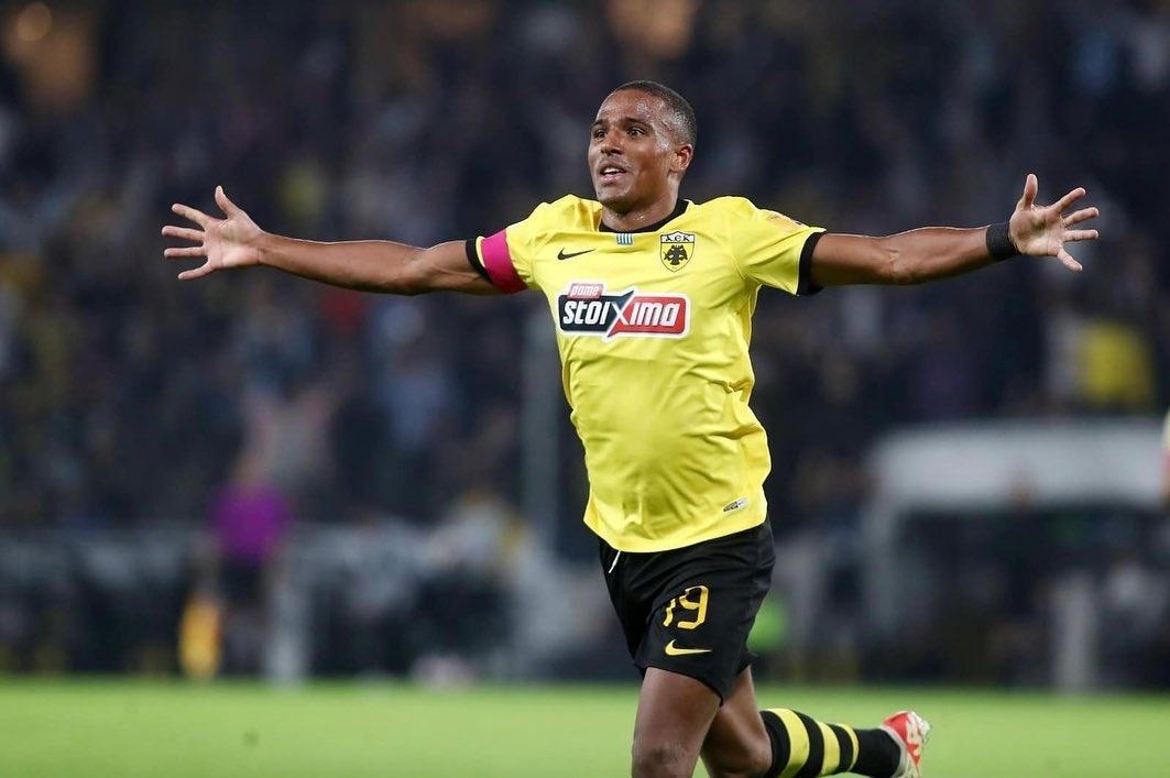 Santos retoma negociação por atacante sueco; Grêmio deve desistir do atleta