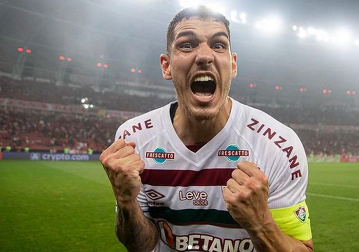 Sem privilégio, dupla do Flu espera chance de jogar na seleção de Diniz