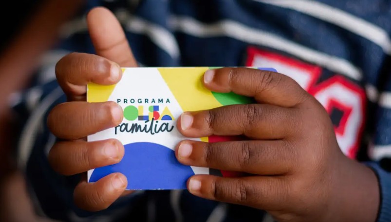 Beneficiários com NIS de final 7 recebem hoje pagamento do Bolsa Família