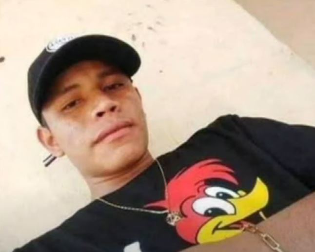 Jovem é torturado e morto com facadas no pescoço no Amazonas