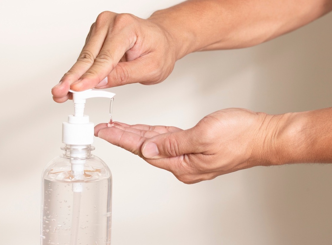 Álcool em gel vira item obrigatório da cesta básica no Amazonas