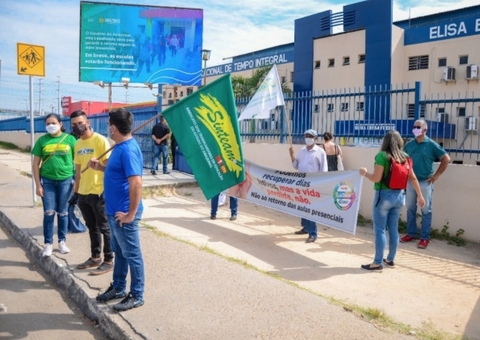 Greve dos professores é ilegal e salários podem ser descontados em Manaus