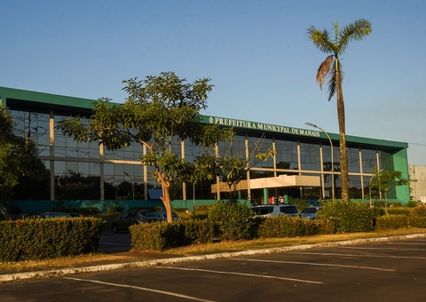 Prefeitura de Manaus deve realizar concurso público, recomenda TCE