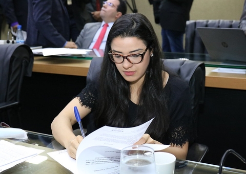 Deputada pede renovação e emissão remota de 2ª via de CNH no Amazonas