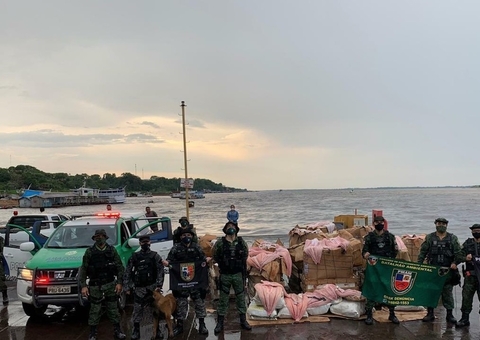 Dupla é presa com 9,5 toneladas de pescado ilegal em porto no Amazonas 