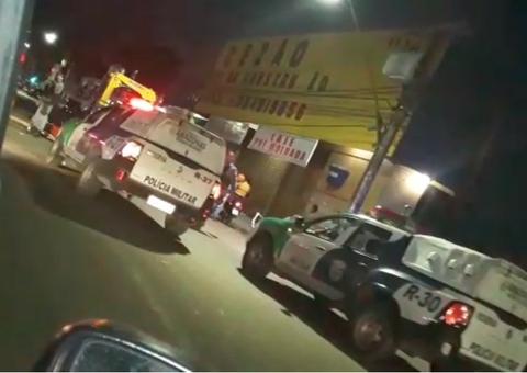 Vídeo: Jovem morre em grave acidente de moto em avenida de Manaus