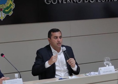 Wilson Lima nega segunda onda e culpa população por aumento de casos