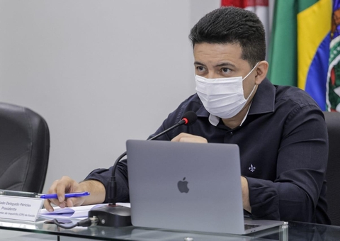 Deputado diz que com CPI governo teve que pausar corrupção