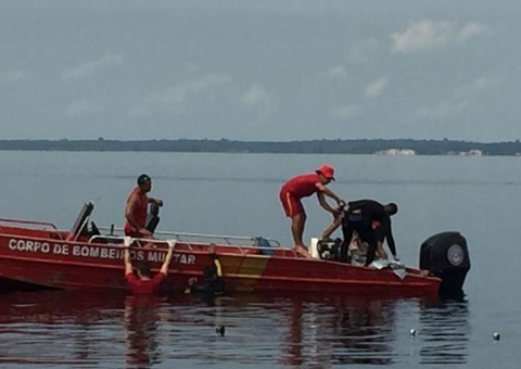 Homem desaparece no rio enquanto nadava perto de flutuante em Manaus