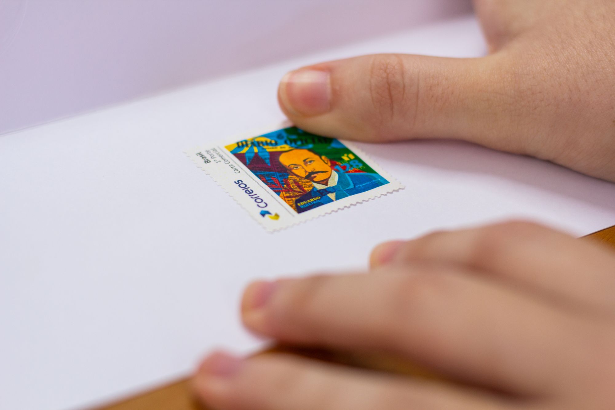 Correios comemora 128 anos da Imprensa Oficial do Amazonas com selo