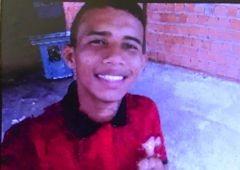 Família se desespera após jovem desaparecer de casa em Manaus