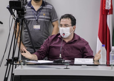 Acareação entre diretor executivo do INDSH e técnicos da SES-AM é requerida