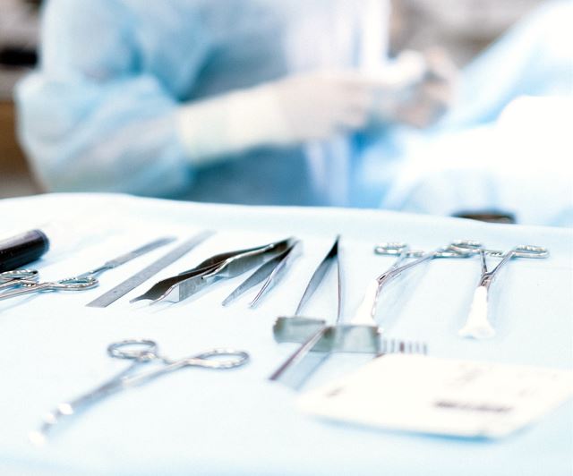 Homem morre na mesa de cirurgia após ser baleado por pistoleiro no Amazonas