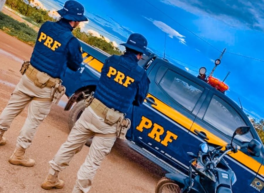 Homem é preso com carro roubado na BR-230