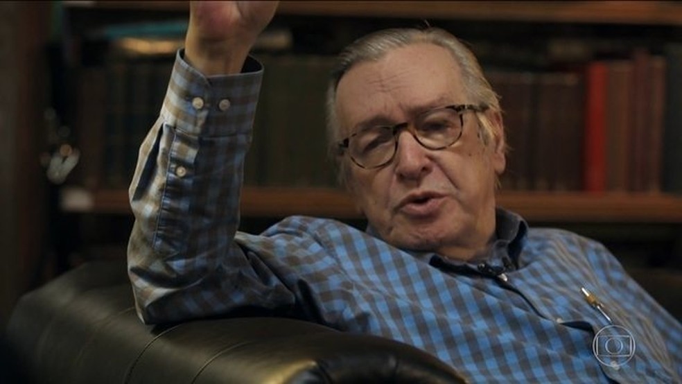 Olavo de Carvalho tem alta após 10 dias internado