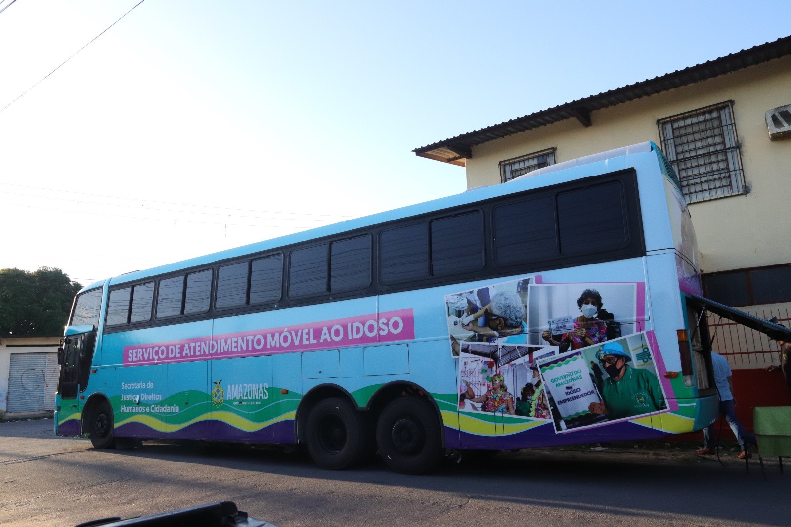 Ônibus do Idoso inicia atendimentos de 2023 em Manaus 