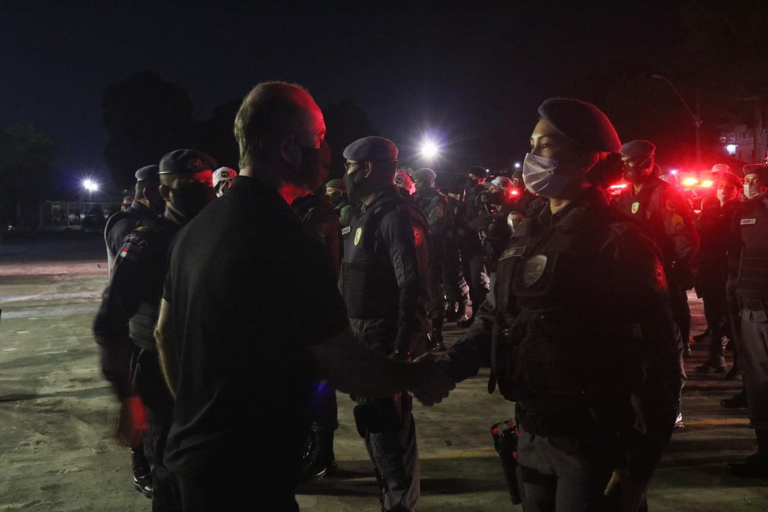 Operação de combate à criminalidade é realizada em Manaus