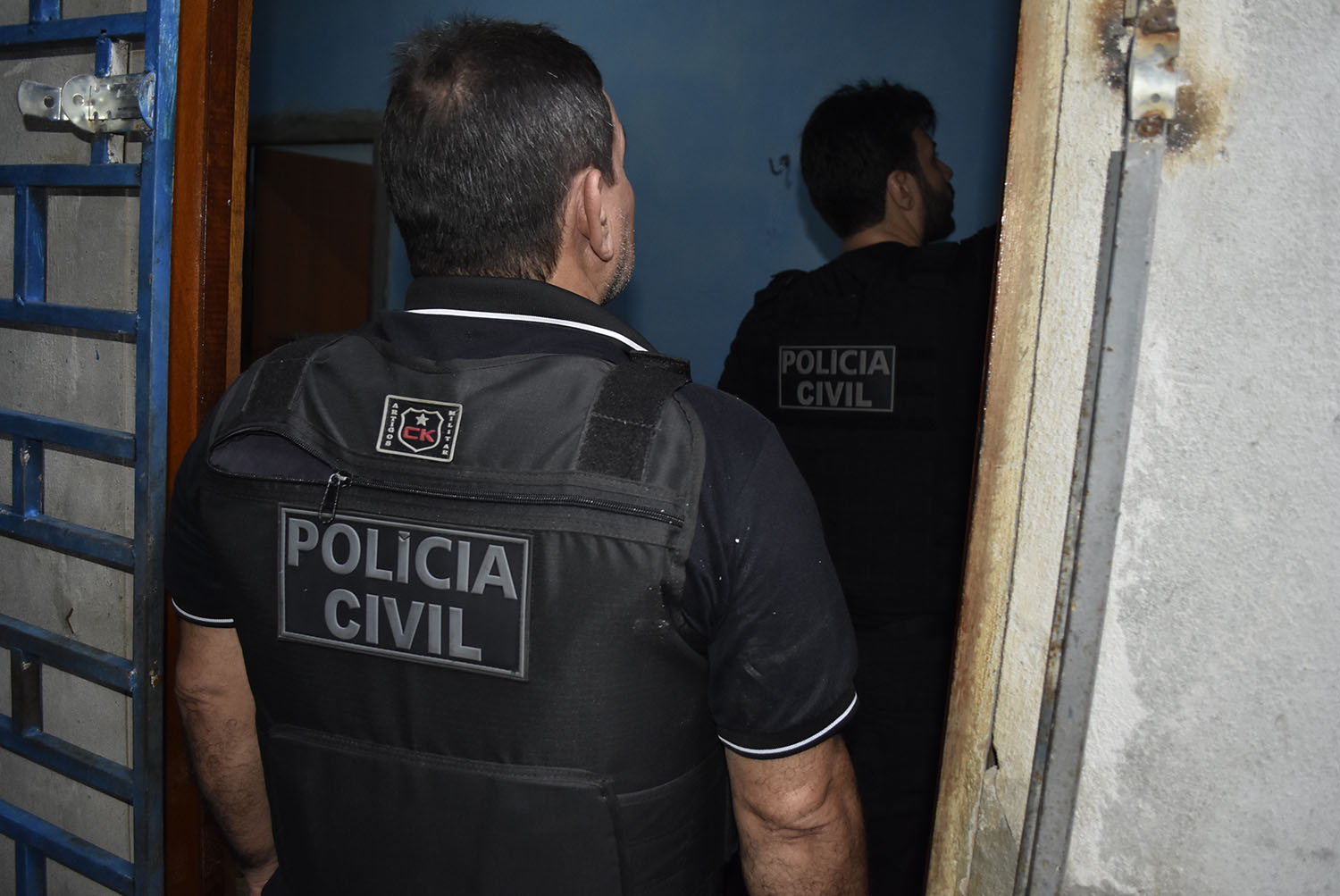 Operação da PC prende traficantes e apreende carros em Manaus