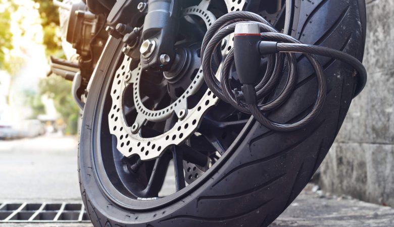 Seis motocicletas e quatro carros roubados são recuperados em Manaus