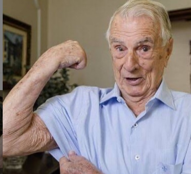 Aos 101, Orlando Drummond recebe alta após 2 meses internado