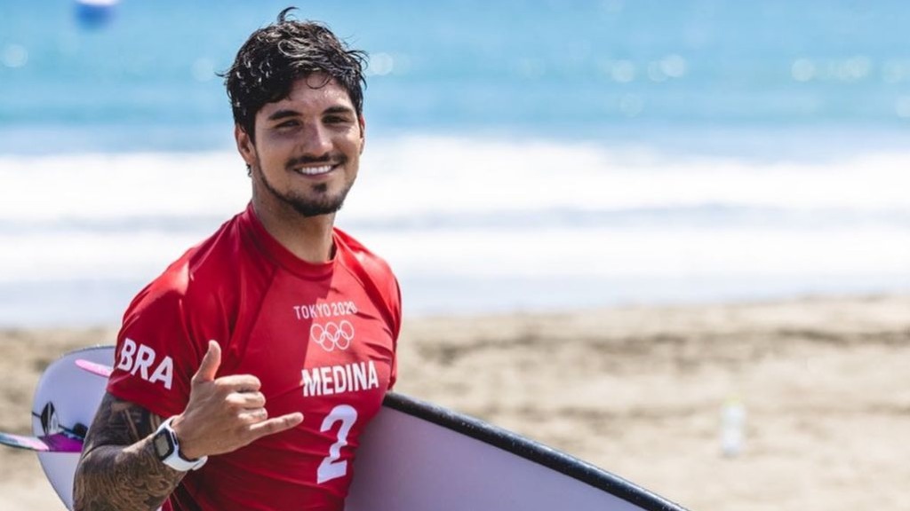 De olho na vaga para Paris-2024, Medina fecha com novo patrocinador