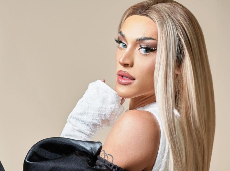 Pabllo Vittar revela que está noiva durante festa do BBB 21