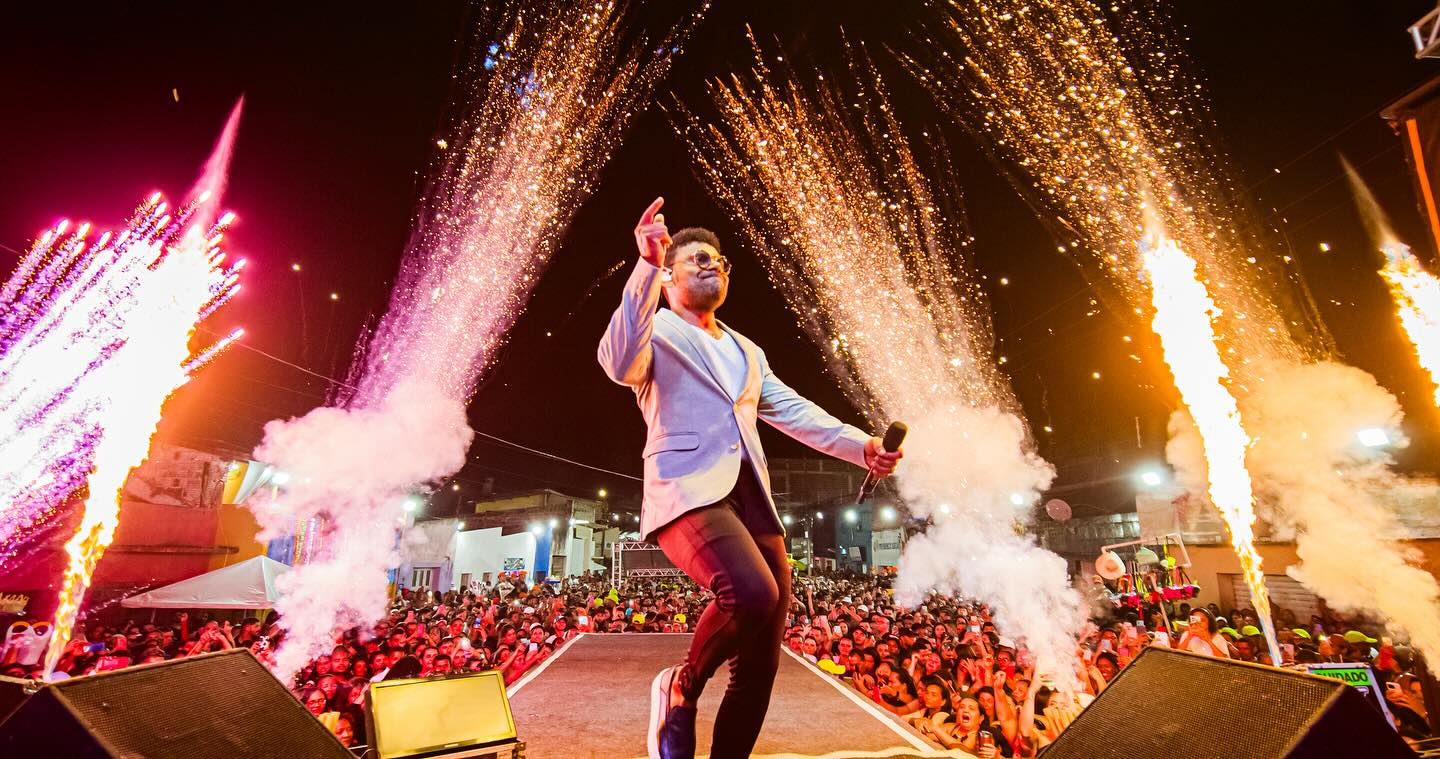 Pablo do Arrocha faz show no Festival do Peixe Ornamental de Barcelos