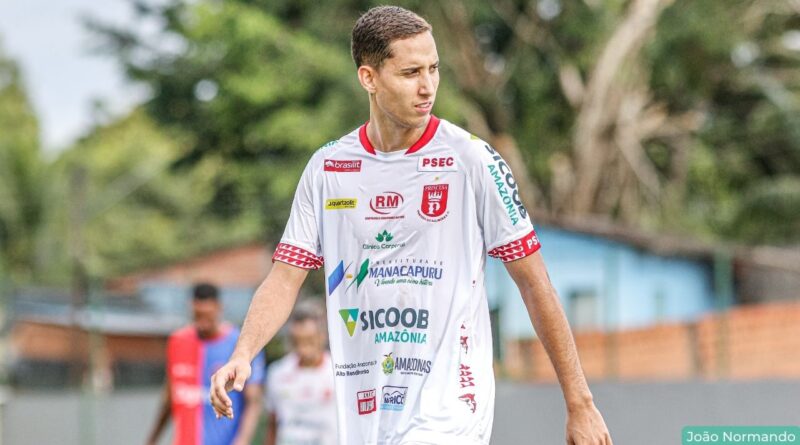 Princesa do Solimões oficializa saída do atacante Caio Mello