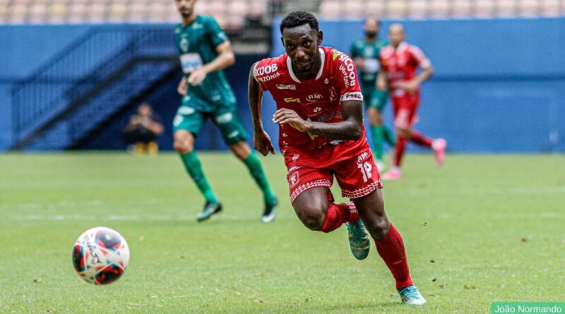 Terceira baixa: Princesa do Solimões oficializa saída do atacante Dudu