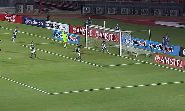 Palmeiras vira sobre Cerro no Morumbi com gol e assistência de Gómez