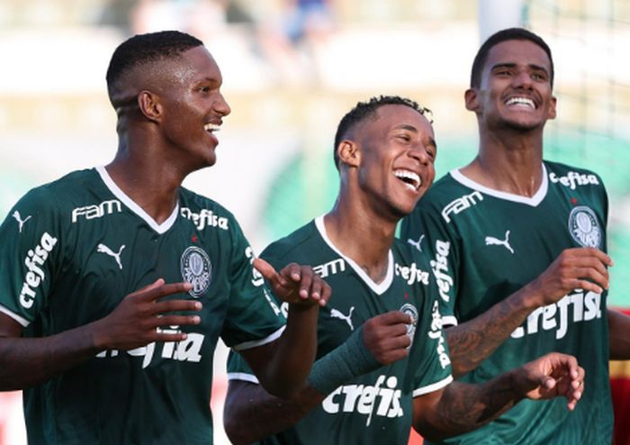 Palmeiras vence a Juazeirense, mantém os 100% e vai às oitavas da Copinha