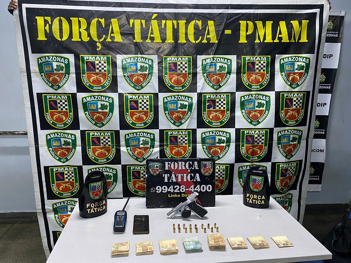 Idoso é preso com R$ 14 mil e arma do patrão em Manaus