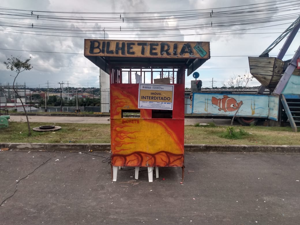 Parque de diversões em Manaus é interditado após homem despencar de roda-gigante