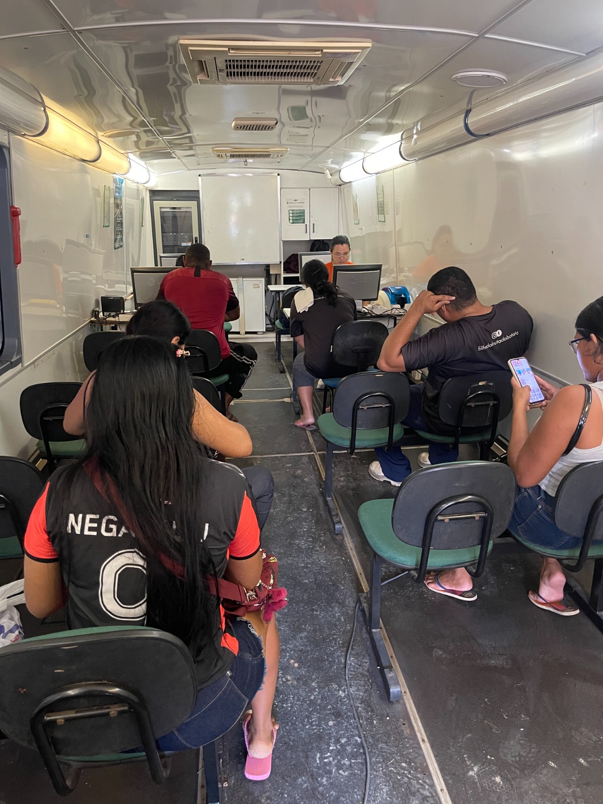 Manaus realiza emissão cartão PassaFácil gratuitamente em ação itinerante