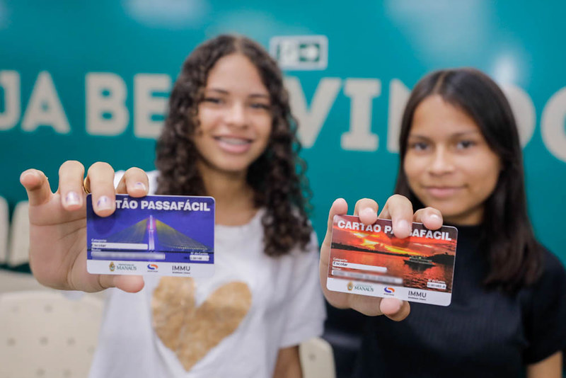Estudantes já podem acompanhar cadastro da meia-passagem em Manaus
