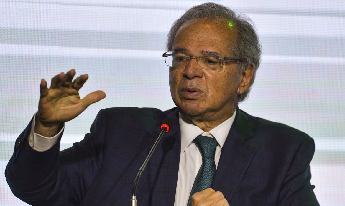 Guedes diz que desemprego cairá para 8% antes do fim do ano
