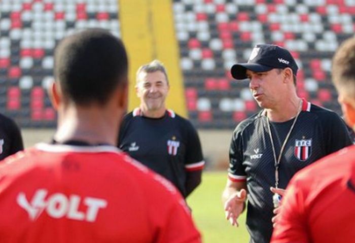 Paulo Baier põe Botafogo-SP na Série B com estilo 'incansável'