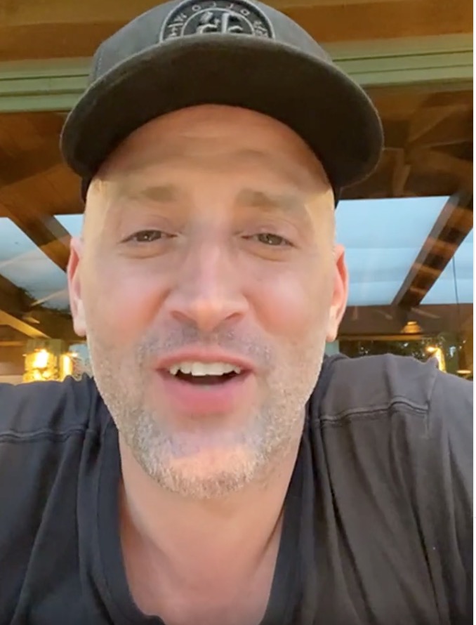 Paulo Gustavo é internado com covid-19