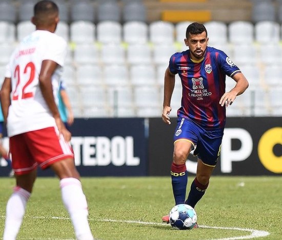 Paulo Henrique, que estava no futebol português, vai jogar no Campeonato Amazonense