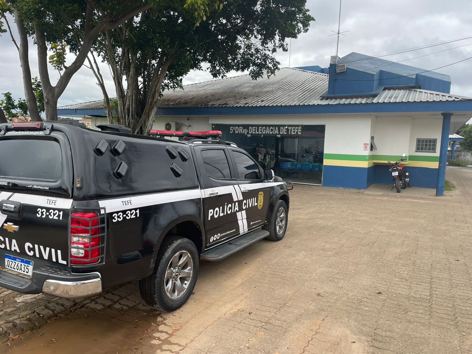 Homem é preso por ameaçar e agredir a companheira em Tefé
