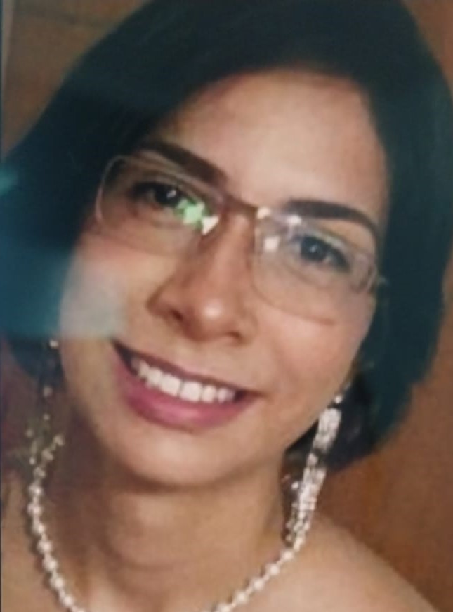 Família pede ajuda para encontrar mulher que sumiu no bairro Santa Etelvina