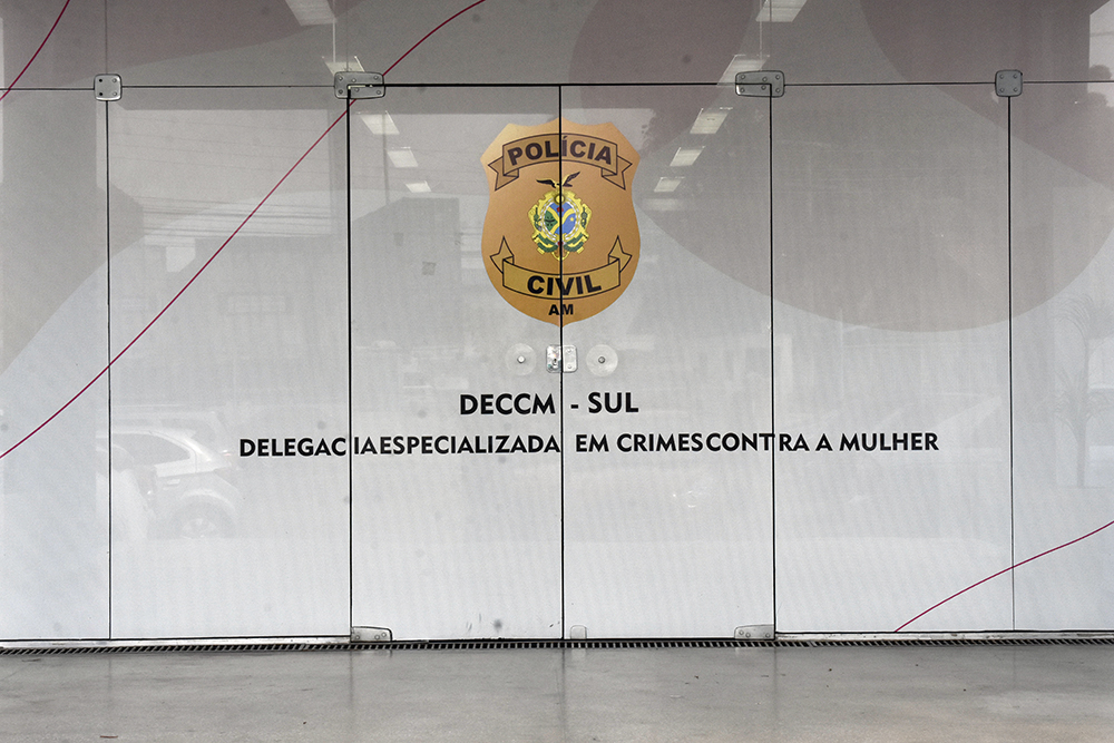 Homem é preso após ex denunciá-lo por violência doméstica em Manaus