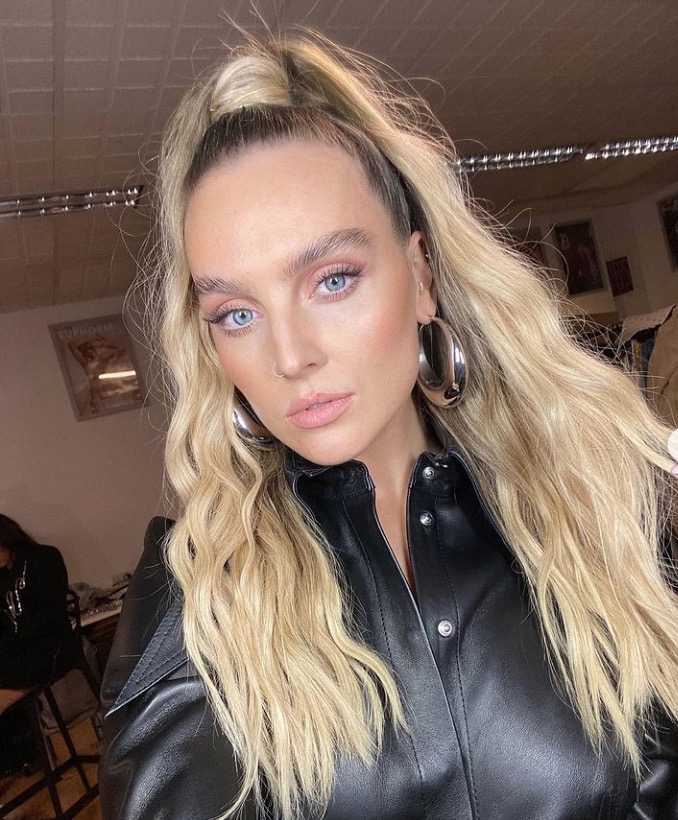 Perrie Edwards, do Little Mix, anuncia gravidez