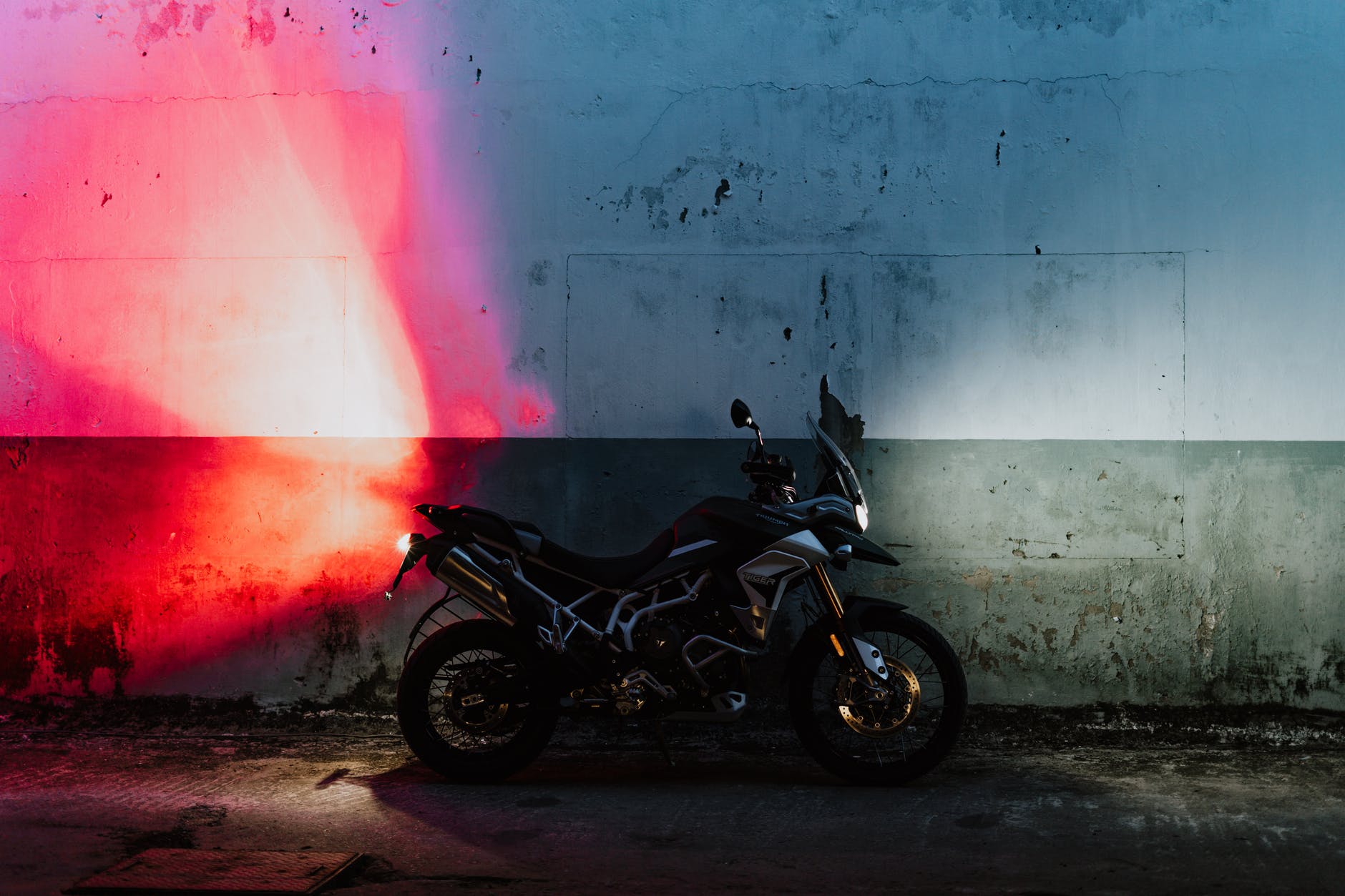 Após perseguição, homem é preso com arma e motocicleta roubada em Manaus