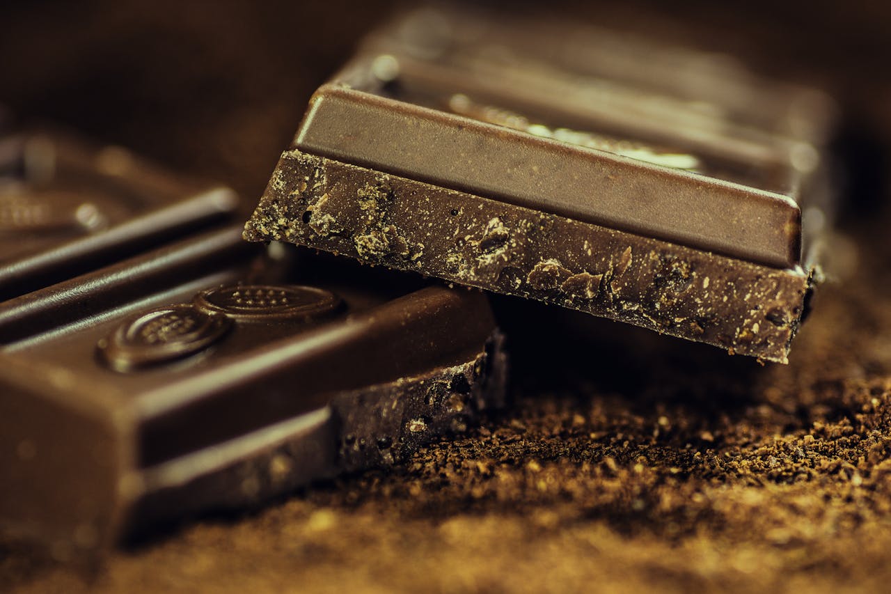 Estudo detecta metais tóxicos em chocolates amargos